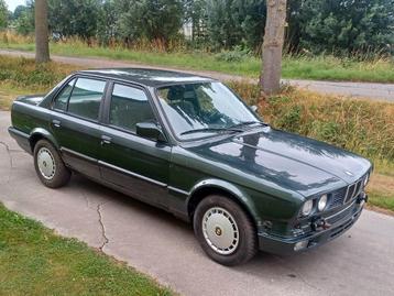 BMW e30 325i Malachit groen in onderdelen  beschikbaar voor biedingen