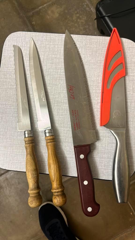 Set de couteaux (4 pièces), Maison & Meubles, Cuisine | Couverts, Utilisé, Couverts en vrac, Inox ou Chrome, Résiste au lave-vaisselle