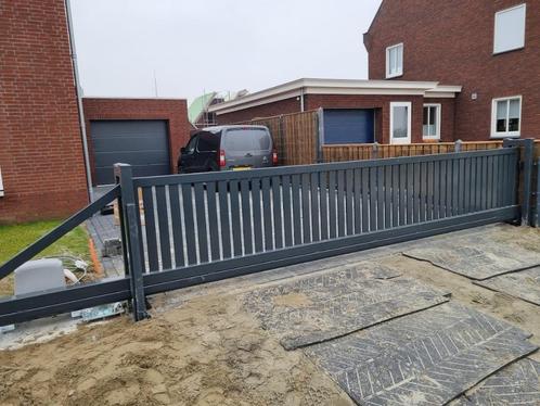 Lamellen houtlook schuifpoort of draaipoort incl motor, Tuin en Terras, Tuinpoorten, Nieuw, Schuifpoort, IJzer, Ophalen