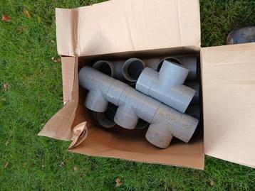 Pvc hulpstukken beschikbaar voor biedingen