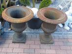 vasque richelieu en fonte pat noir-rouillé , haut 70 cm, Jardin & Terrasse, Vases de jardin, Comme neuf, Enlèvement ou Envoi