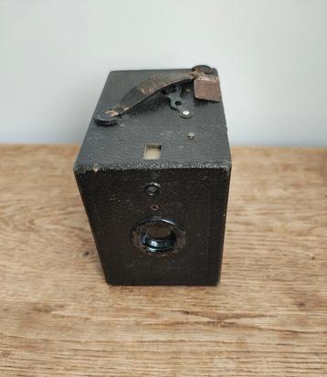 Antieke camera beschikbaar voor biedingen