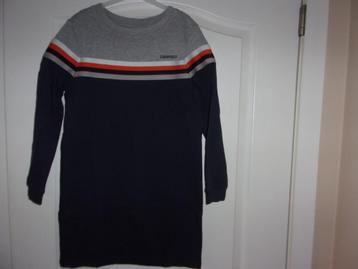 Winterjurkje Maat 140 beschikbaar voor biedingen