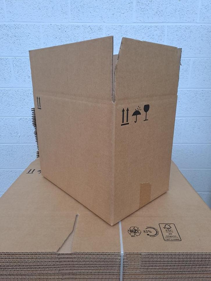 Boites en carton neuves 36cm x 24cm x 29cm, Doe-het-zelf en Bouw, Kratten en Dozen, Nieuw, Bak of Kist, Minder dan 50 cm, Minder dan 35 cm