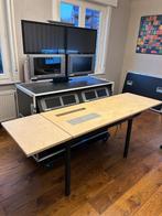 regie-set in flightcase met monitoren, Filmreportages