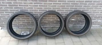 225/30/20 beschikbaar voor biedingen