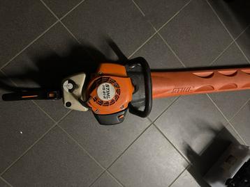 Stihl 81r taille haie 