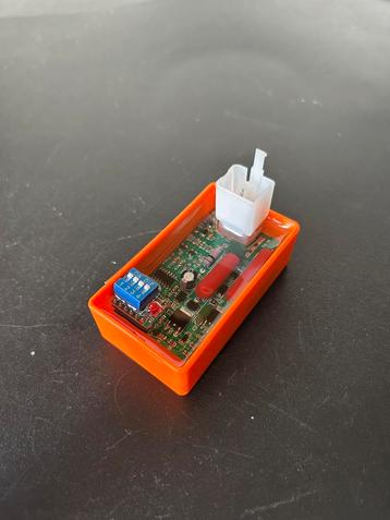 Instelbare CDI unit 5 pins (voor 4takt brommers) beschikbaar voor biedingen