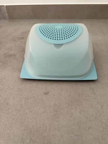 Boîte à fromage Tupperware beschikbaar voor biedingen