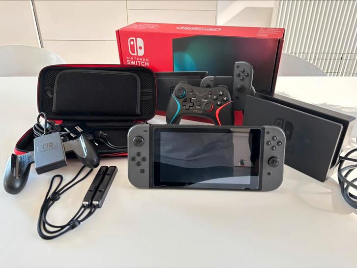 Nintendo Switch V2 2019, Games en Spelcomputers, Spelcomputers | Nintendo Switch, Gebruikt, Ophalen of Verzenden