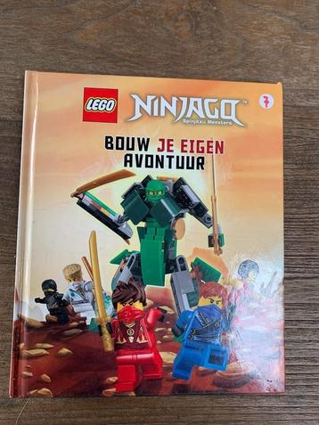 LEGO HARDCOVER NINJAGO disponible aux enchères