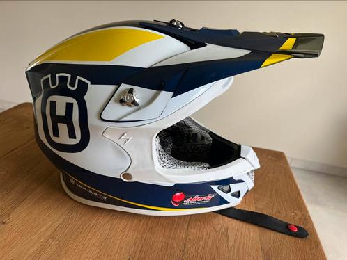 Casque Husqvarna Scorpion EXO., Motos, Vêtements | Casques de moto, Enlèvement ou Envoi