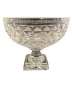 Coupe sur pied en cristal de Vonêche Début XIXᵉ siècle, Enlèvement ou Envoi