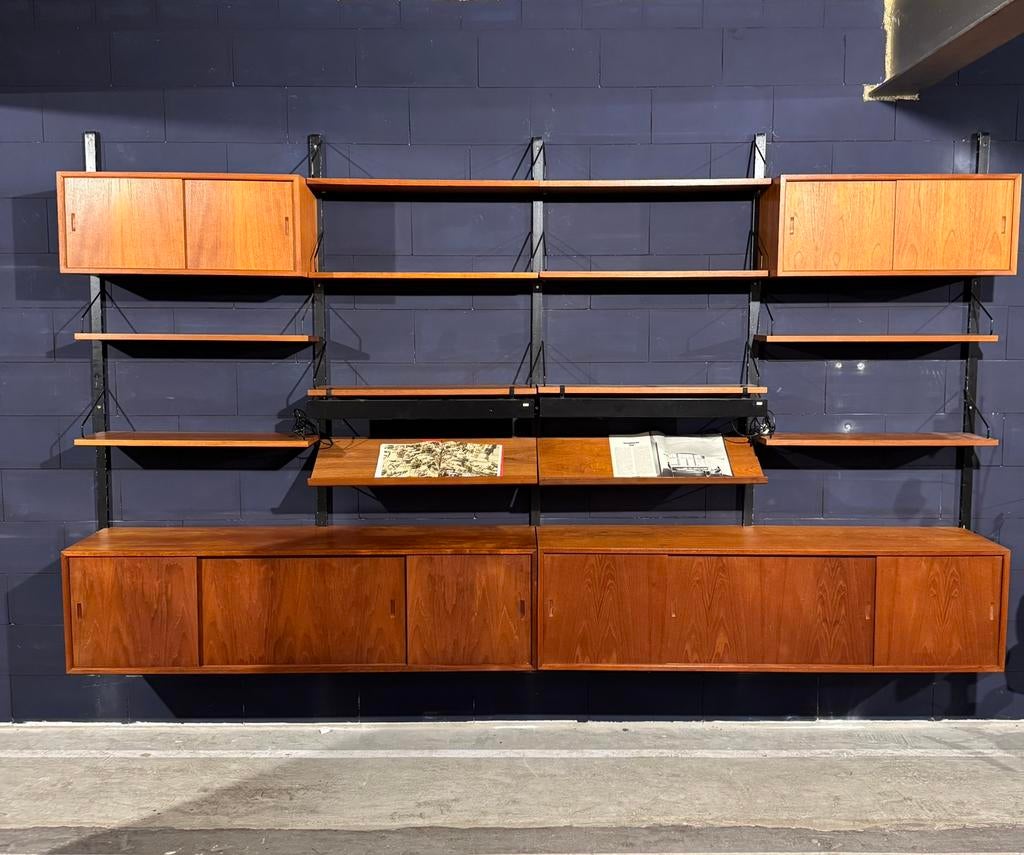 Poul Cadovius by Royal System vintage modulair wandsysteem, Antiquités & Art, Curiosités & Brocante, Enlèvement ou Envoi