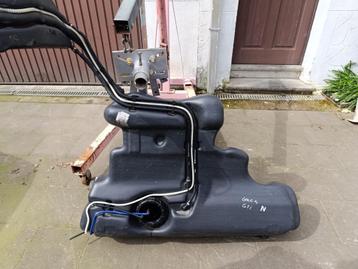 Benzinetank Golf 4 beschikbaar voor biedingen