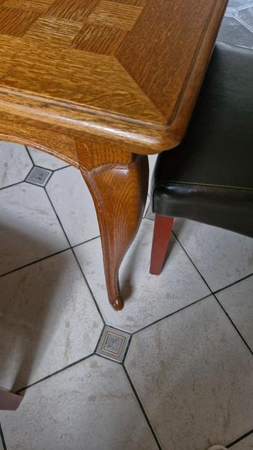 Eikenfineer tafel  beschikbaar voor biedingen
