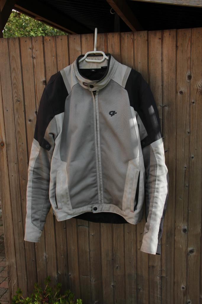 Doorwaai motorvest merk CF maat 2XL, Motoren, Kleding | Motorkleding, Ophalen of Verzenden