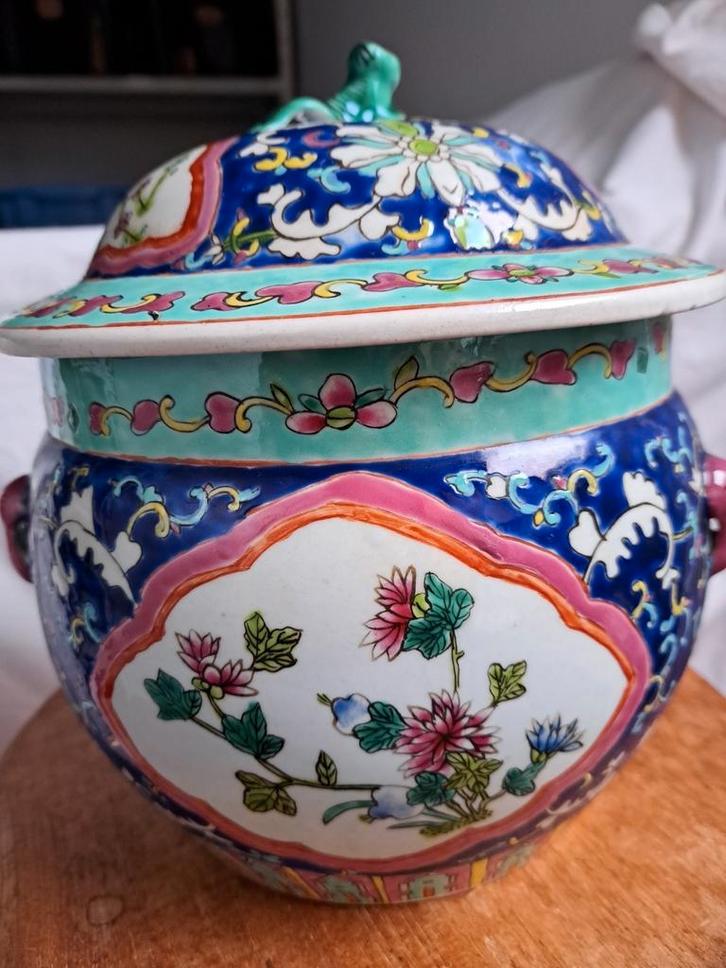 Chinees dekselpot, Antiek en Kunst, Antiek | Porselein, Ophalen of Verzenden