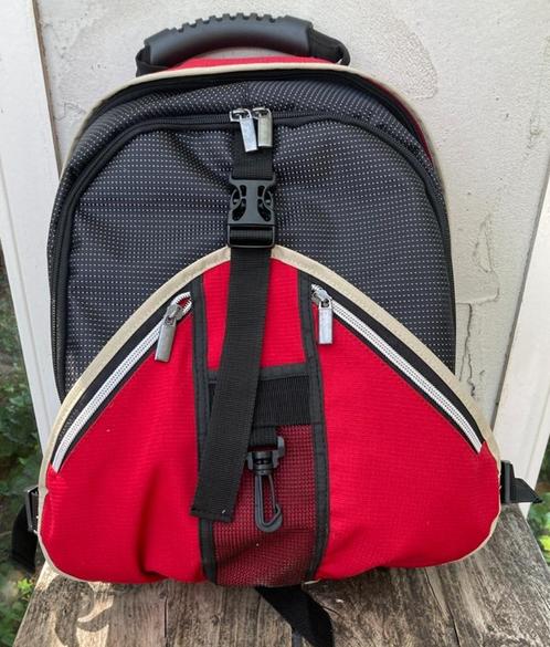 RUGZAK ROOD ZWART NIEUW, Handtassen en Accessoires, Tassen | Rugtassen, Nieuw, Overige merken, 30 tot 45 cm, Ophalen of Verzenden