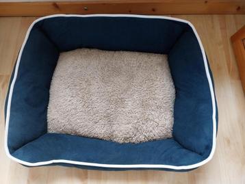 zachte hondenmand blauw beige  beschikbaar voor biedingen