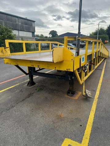 Rampe de chargement - Quai mobile 12t  beschikbaar voor biedingen