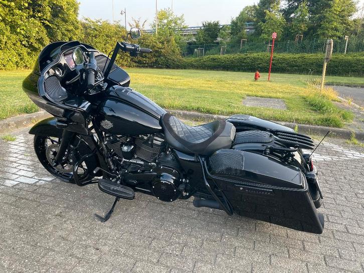 ROAD GLIDE SPECIAL 2023, Motoren, Motoren | Harley-Davidson, Particulier, Toermotor, meer dan 35 kW, 2 cilinders, Motorrijbewijs A