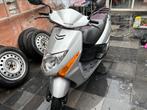 Honda lead 125 cc moter, Motoren, Scooter, 3 cilinders, Particulier, 125 cc