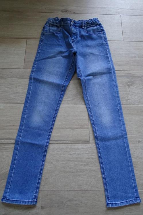 Blauwe jeansbroek Hema regular fit jongen maat 164, Enfants & Bébés, Vêtements enfant | Taille 164, Utilisé, Garçon, Pantalon