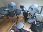 Elektrisch drumstel Alesis DM6 + versterker Roland PM-10, Muziek en Instrumenten, Ophalen, Gebruikt, Roland