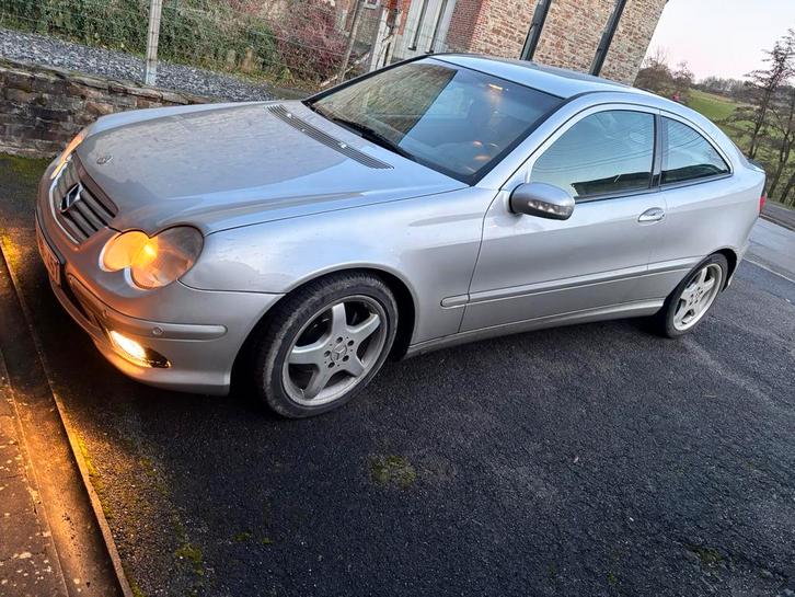 Mercedes, Auto's, Mercedes-Benz, Particulier, C-Klasse, ABS, Airbags, Airconditioning, Alarm, Centrale vergrendeling, Cruise Control