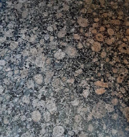 Baltic Brown graniet stukken diverse afmetingen, Doe-het-zelf en Bouw, Plinten en Afwerking, Zo goed als nieuw, Overige typen