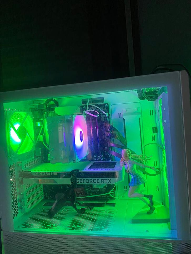 Custom build gaming pc, Computers en Software, Desktop Pc's, Zo goed als nieuw, HDD, 16 GB, Gaming, Ophalen of Verzenden