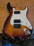 Relic stratocaster body + EMG 81-85 slagplaat, Muziek en Instrumenten, Ophalen of Verzenden, Zo goed als nieuw, Solid body, Fender