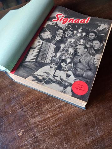 Oorlogsmagazine beschikbaar voor biedingen