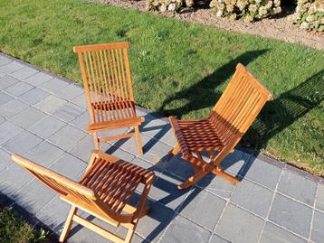 3 teak stoeltjes beschikbaar voor biedingen