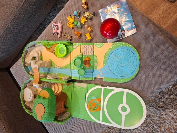 Pokémon set, Kinderen en Baby's, Speelgoed | Speelkleden, Zo goed als nieuw, Ophalen