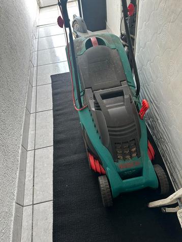 Bosch grasmaaier, Tuin en Terras, Ophalen, Gebruikt