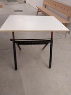 Table a dessin, Ophalen, Gebruikt