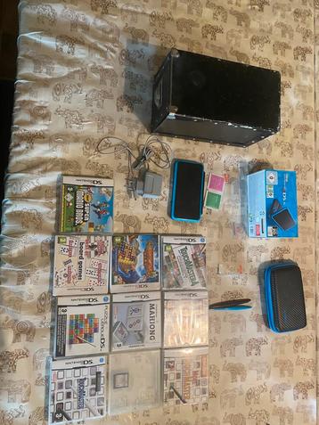 Nintendo 2ds xl terquaze zwart  met doos en accsesoires, Games en Spelcomputers, Spelcomputers | Nintendo DS, Ophalen, Nieuw, Zwart