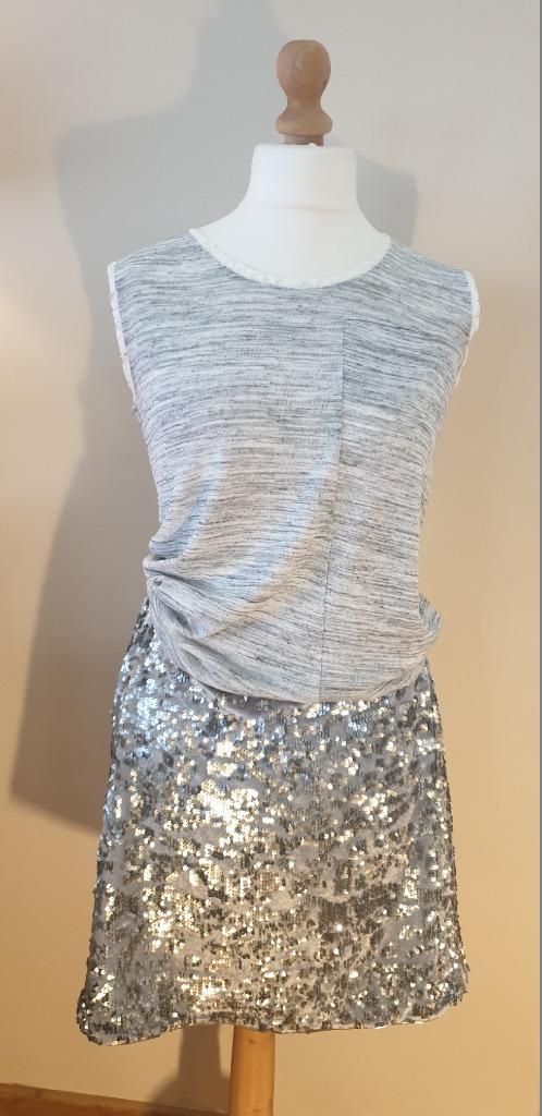 NIEUW : Esprit rok (XL) + Le temps des Cerises top (M), Kleding | Dames, Rokken, Nieuw, Maat 42/44 (L), Grijs, Boven de knie, Ophalen of Verzenden