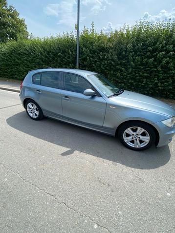 BMW 118 i 09/2007 PROPRE clim jantes 2 clefs beschikbaar voor biedingen