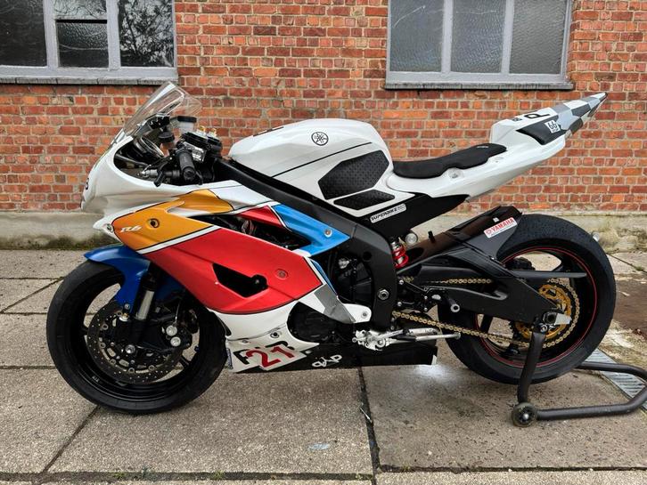 Yamaha r6 rj11.  2007, Motoren, Motoren | Yamaha, Particulier, Sport, meer dan 35 kW, 4 cilinders, Motorrijbewijs A, Quickshifter