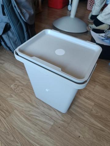 Ikea Hällbar vuilbakje beschikbaar voor biedingen