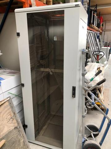 serverkast TRITON RMA 80x 80 x200 beschikbaar voor biedingen