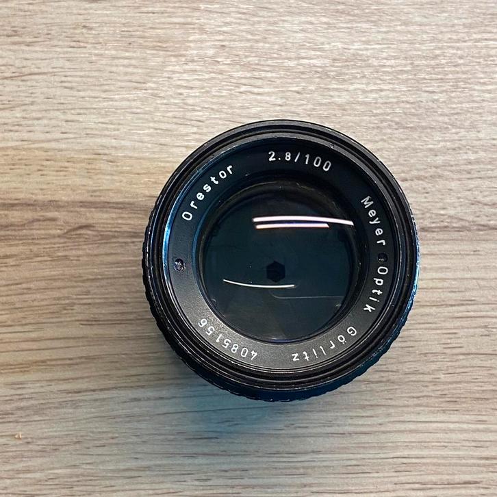 Meyer Optik Görlitz Orestor 100mm f2.8, M42, Audio, Tv en Foto, Fotocamera's Analoog, Zo goed als nieuw, Spiegelreflex, Ophalen of Verzenden