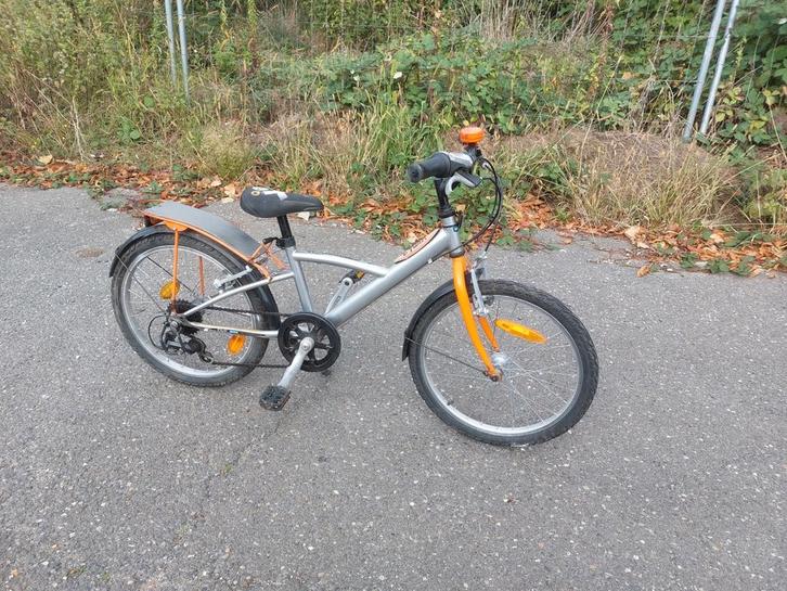 Jongenfiets 20 inch in zeer goed staat, Fietsen en Brommers, Fietsen | Jongens, Zo goed als nieuw, 20 inch, Ophalen