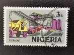 Nigéria 1973 - cimenterie - camion - surbaissée, Enlèvement ou Envoi, Nigeria, Affranchi