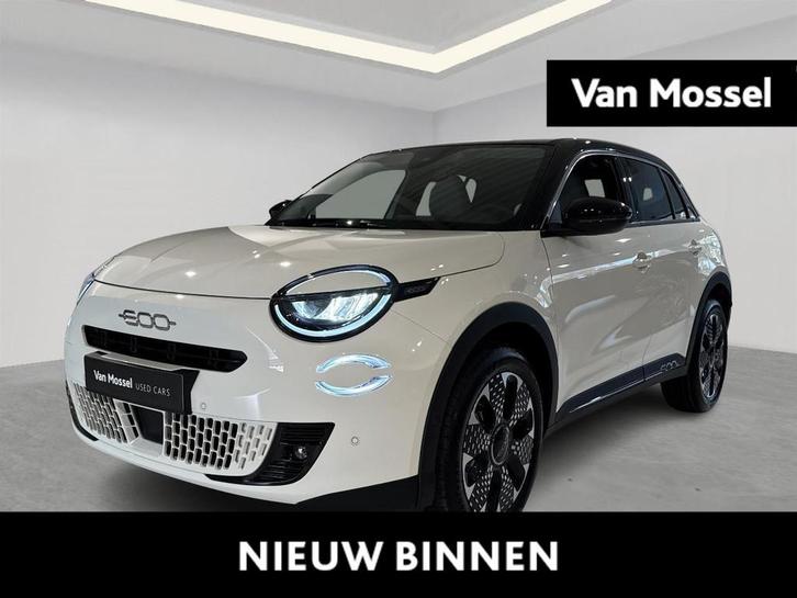 Fiat 600 1.2 Hybrid 110cv DCT La Prima, Auto's, Fiat, Bedrijf, Te koop, Overige modellen, Airconditioning, Bluetooth, Centrale vergrendeling