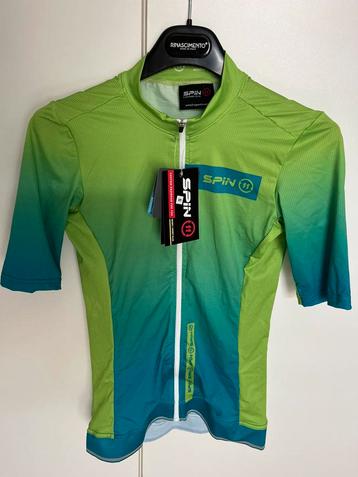 Nieuw. Fietstrui mt S beschikbaar voor biedingen