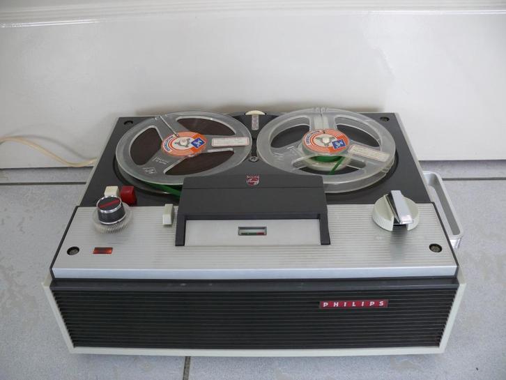Perfect spelende bandrecorder Philips EL3551 - 4 sporen, Audio, Tv en Foto, Bandrecorder, Bandrecorder, Met stofkap, Met banden